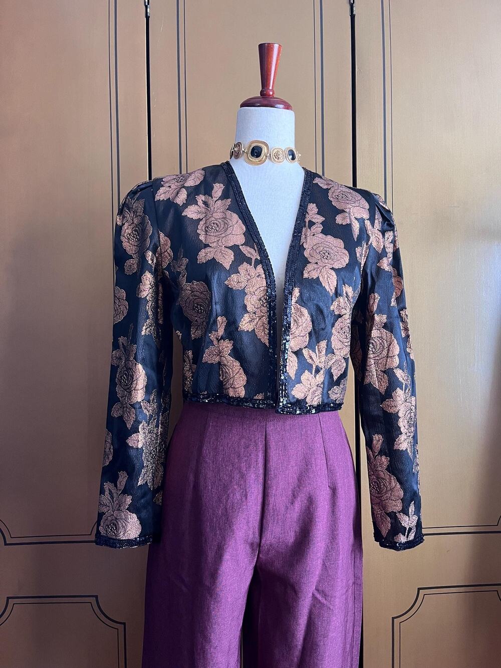 Vintage cropped jacket with flowers and sequins, size 8